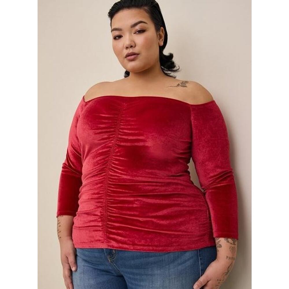 Torrid Womens Red Velvet Shirred Front Top Size 2X Stretch Vampy Sexy Holidays‎